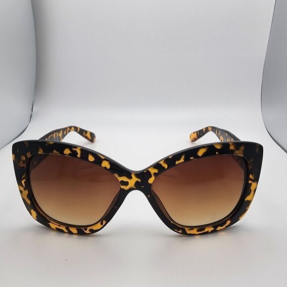 Tahari Tortoiseshell Sunglasses main image 10